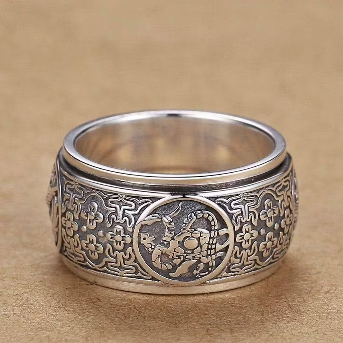 Rotatable Four Divine Beasts Sterling Silver Ring - Vintage 925 Silver Spinner Band with Azure Dragon, White Tiger, Vermilion Bird & Black Tortoise Reliefs