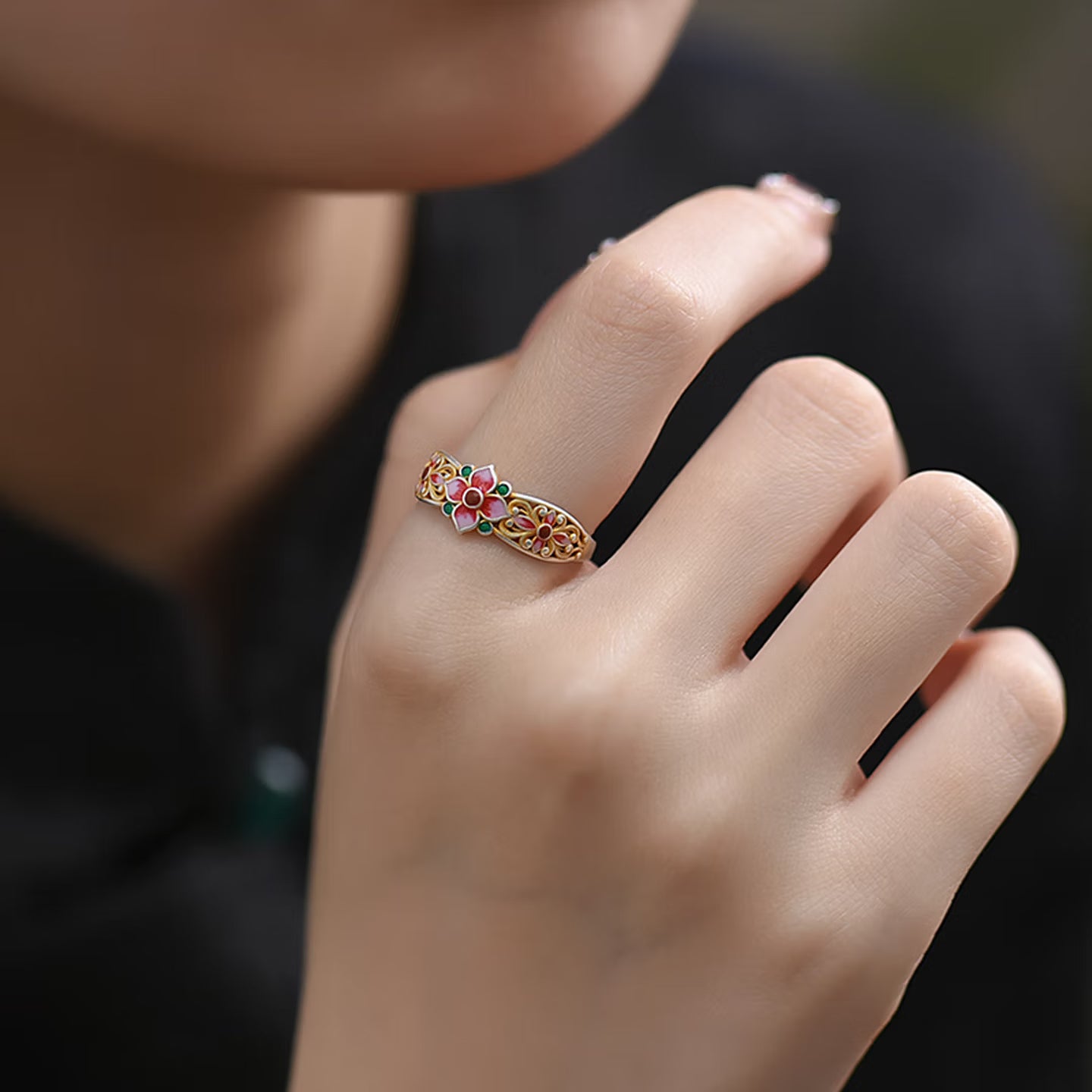 Handmade Chinese enamel silver ring with hand painted pink and green floral detail and gold gilded filigree
